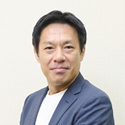 山本 大輔 氏