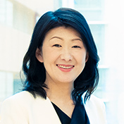 吉田 あかね 氏